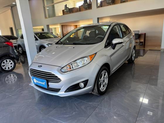 FORD FIESTA 1.6 SE SEDAN 16V FLEX 4P POWERSHIFT